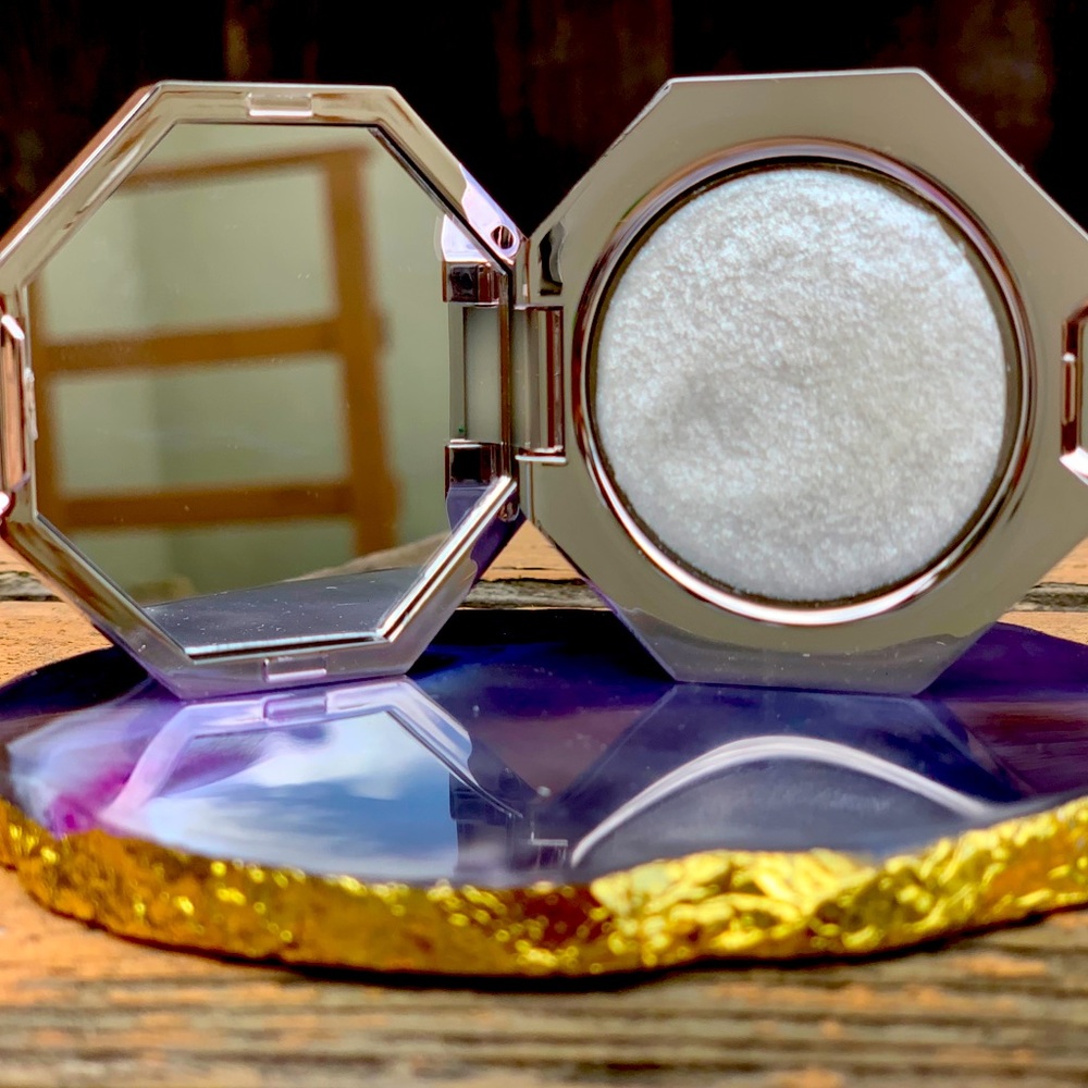 Fenty Beauty mini Diamond Bomb- How Many Carats?!